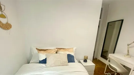 Rooms in Madrid Chamartín - photo 8