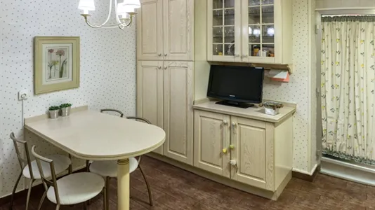 Rooms in Granada - photo 9