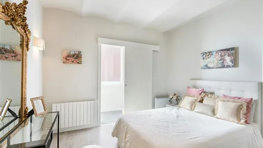 Apartments in Barcelona Eixample - photo 10