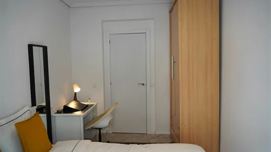 Rooms in Madrid Centro - photo 7