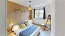 Room for rent, Lyon, Auvergne-Rhône-Alpes, &lt;span class=&quot;blurred street&quot; onclick=&quot;ProcessAdRequest(10633778)&quot;&gt;&lt;span class=&quot;hint&quot;&gt;See streetname&lt;/span&gt;[xxxxxxxxxxxxx]&lt;/span&gt;