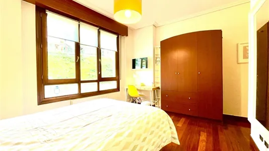 Rooms in Bilbao - photo 8