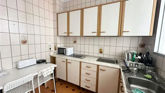 Rooms in Málaga - photo 5