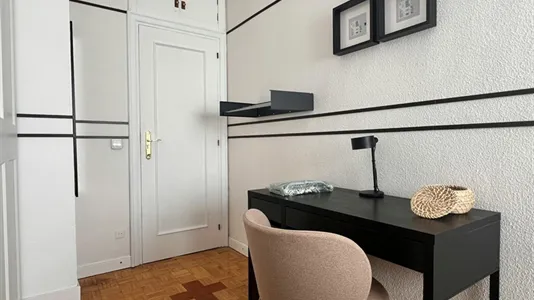 Rooms in Madrid Tetuán - photo 8