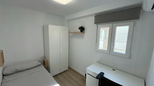 Rooms in Valencia Extramurs - photo 3