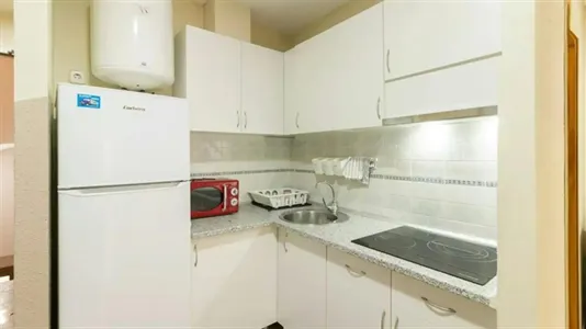 Rooms in Barcelona Sant Martí - photo 4