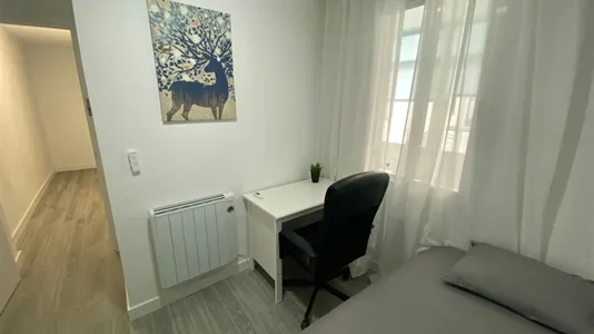 Rooms in Adaro - photo 5