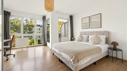 Apartments in Berlin Treptow-Köpenick - photo 2