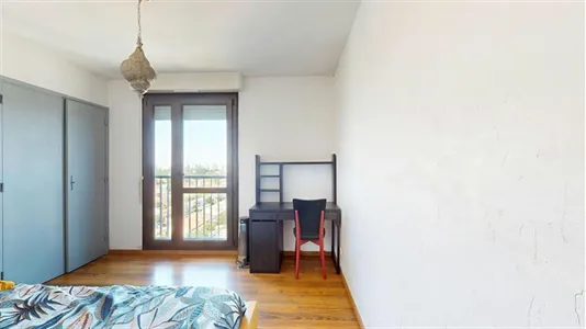 Rooms in Toulouse - photo 3