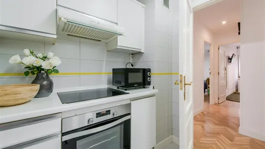 Rooms in Pozuelo de Alarcón - photo 10