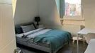 Room for rent, Frankfurt (region), &lt;span class=&quot;blurred street&quot; onclick=&quot;ProcessAdRequest(10206078)&quot;&gt;&lt;span class=&quot;hint&quot;&gt;See streetname&lt;/span&gt;[xxxxxxxxxxxxx]&lt;/span&gt;