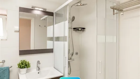 Rooms in Madrid Puente de Vallecas - photo 10