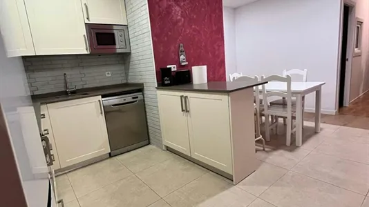 Rooms in Madrid Centro - photo 5