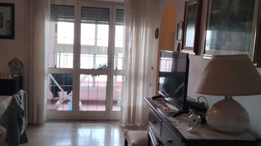 Rooms in Roma Municipio VI – Roma Delle Torri - photo 4