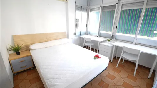 Rooms in Valencia Algirós - photo 7