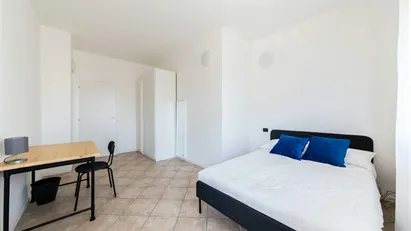Room for rent in Milano Zona 2 - Stazione Centrale, Gorla, Turro, Greco, Crescenzago, Milan