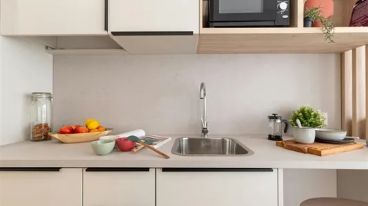 Rooms in Sevilla Triana - photo 6