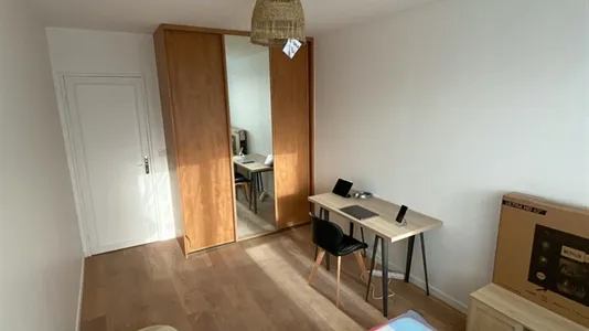 Rooms in Saint-Denis - photo 5