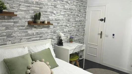 Rooms in Madrid Carabanchel - photo 9