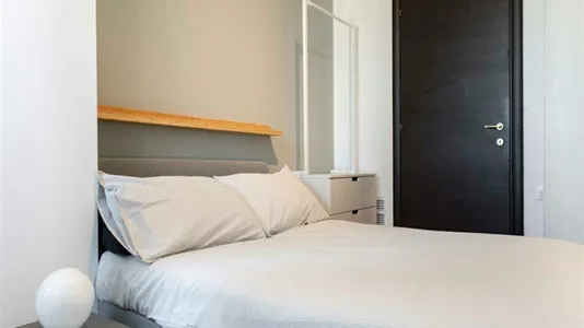 Rooms in Milano Zona 2 - Stazione Centrale, Gorla, Turro, Greco, Crescenzago - photo 2