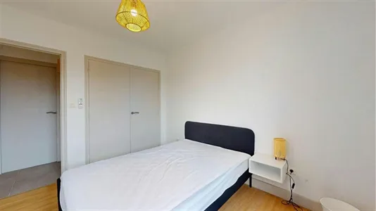 Rooms in Nîmes - photo 4
