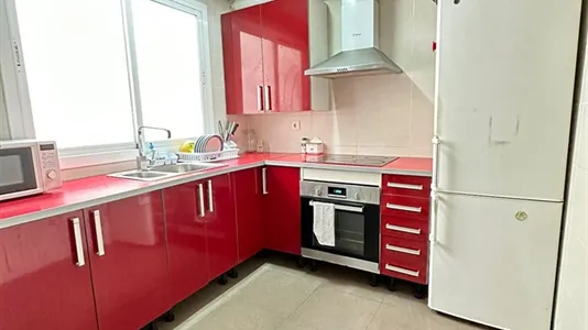 Rooms in Valencia Ciutat Vella - photo 4