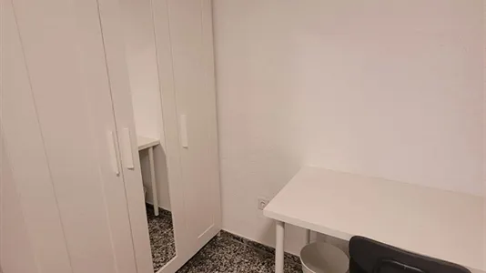 Rooms in Alaquàs - photo 5