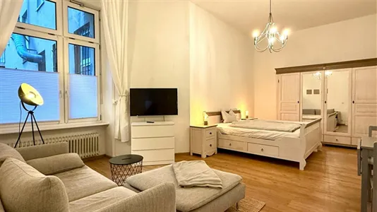 Apartments in Berlin Tempelhof-Schöneberg - photo 4