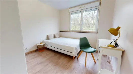 Rooms in Lyon - photo 3