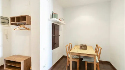 Apartments in Barcelona Eixample - photo 10