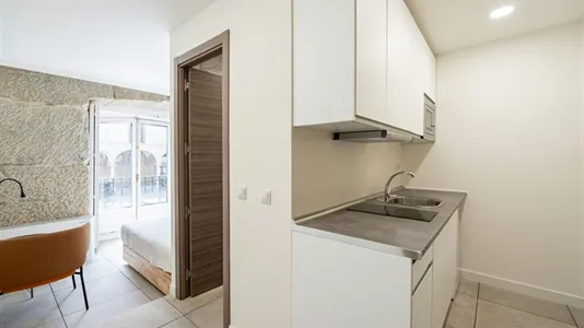 Rooms in Madrid Centro - photo 6