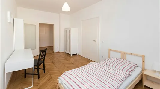 Rooms in Location is not specified - photo 1