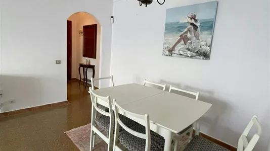 Rooms in Las Palmas de Gran Canaria - photo 4