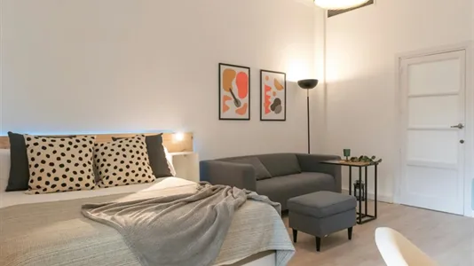 Rooms in Madrid Chamberí - photo 4