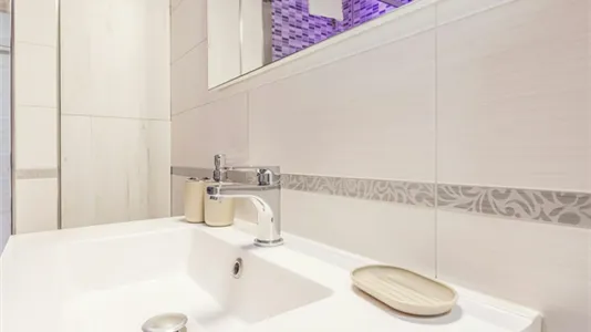 Apartments in Roma Municipio VII – Appio-Latino/Tuscolano/Cinecittà - photo 9