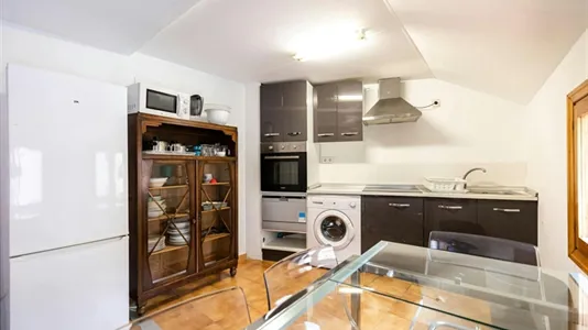 Rooms in Madrid Centro - photo 6