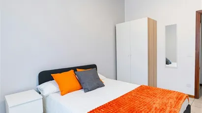 Room for rent in Forlì, Emilia-Romagna