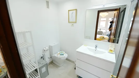 Rooms in Bilbao - photo 9