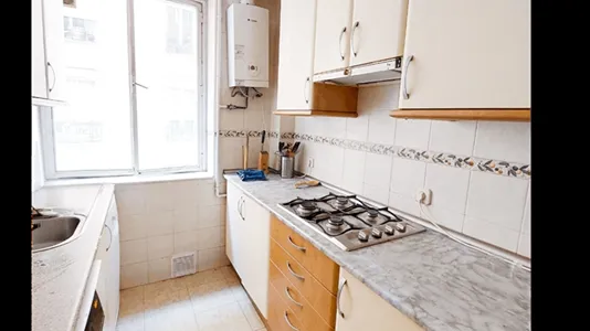 Rooms in Madrid Chamberí - photo 7