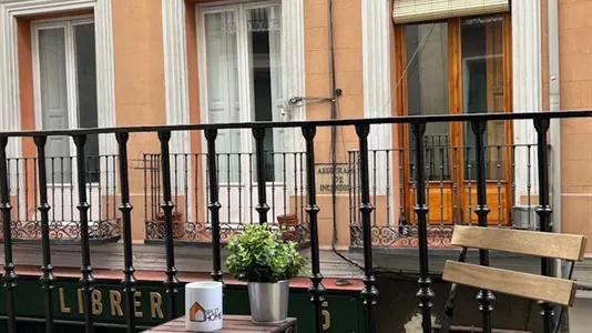 Rooms in Madrid Centro - photo 5