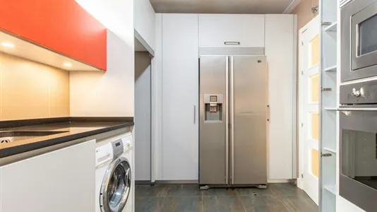 Rooms in Madrid Retiro - photo 6