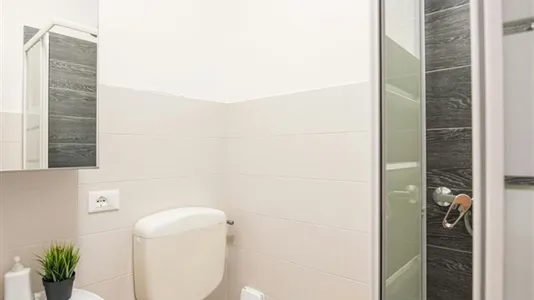 Rooms in Udine - photo 6