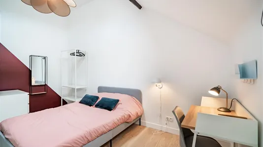 Rooms in La Louvière - photo 4