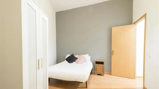 Rooms in Madrid Centro - photo 1