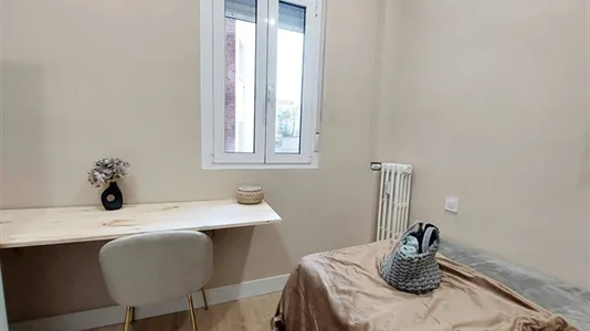 Rooms in Madrid Salamanca - photo 5