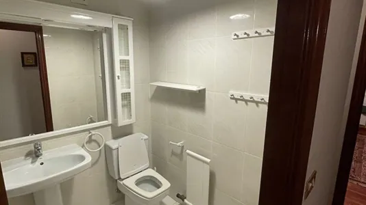 Rooms in Bilbao - photo 10