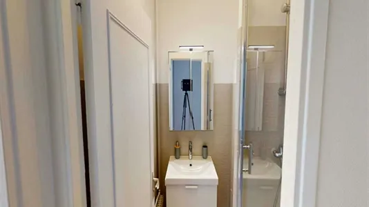 Rooms in Paris 19ème arrondissement - photo 6