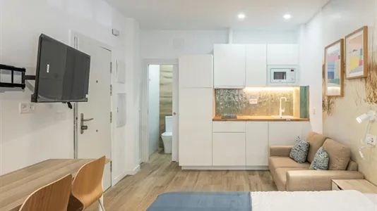 Apartments in Los Claveles - photo 7