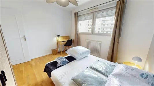 Rooms in Lyon - photo 3