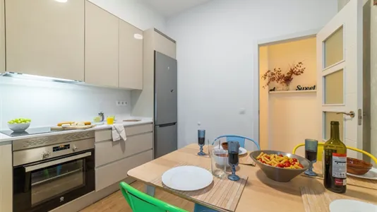 Rooms in Madrid Retiro - photo 9